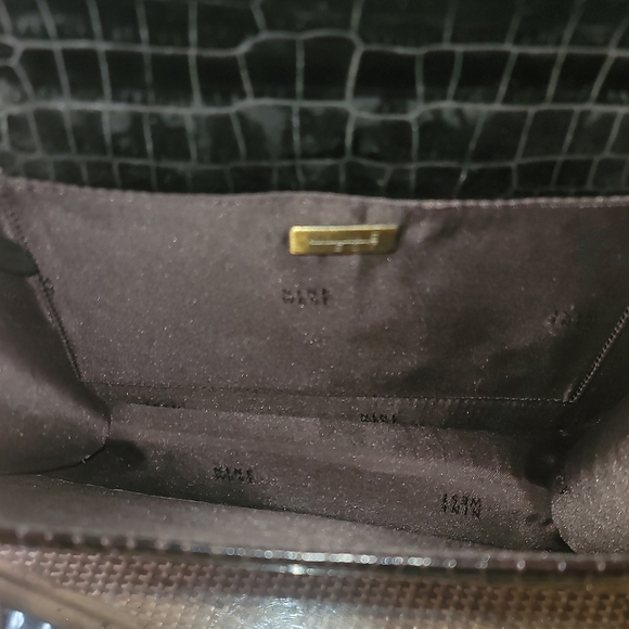 Vintage Nine West Brown Croc-Embossed Bag with Gold Detail - Picture 6 of 9